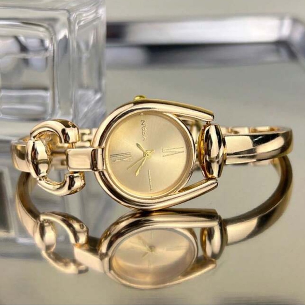 Stainless Steel Gold Horseshoe Watch Bracelet